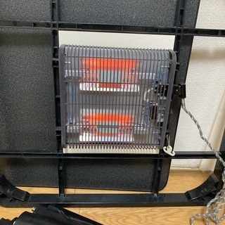 こたつ　白黒のリバーシブルの画像