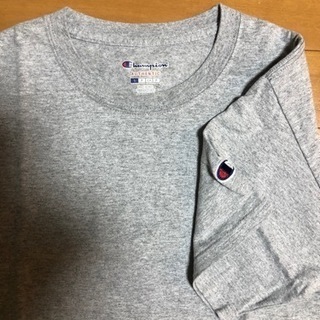 新品未使用品☆チャンピオン　champion Tシャツ　グレー　...