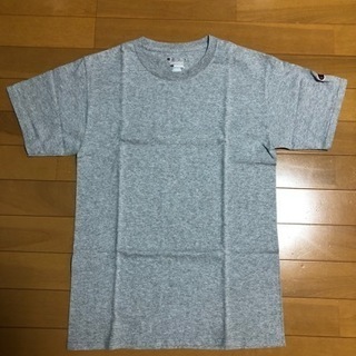 新品未使用品☆チャンピオン　champion Tシャツ　グレー　Sサイズ　の画像