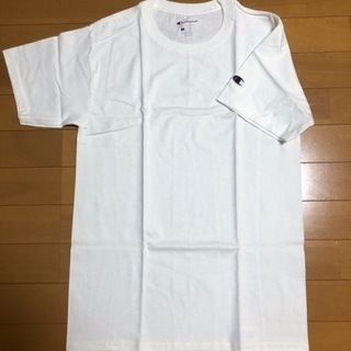 新品未使用品☆チャンピオン　champion Tシャツ　白　ホワ...