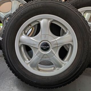 スタッドレス付ホイール14インチ4本セット　キューブに使っていました