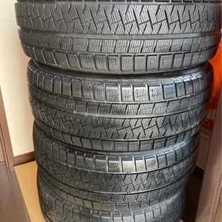 2019年製 バリ山 バリ溝 ピレリ ICEASIMMETRICO 215/55R17 PIRELLI スタッドレスタイヤ （4本セット）の画像