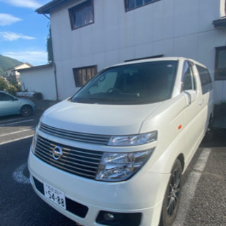 日産エルグランド4WDの画像