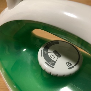 現金でお願いします。スチームアイロン少使用　美品✨山田電機の画像