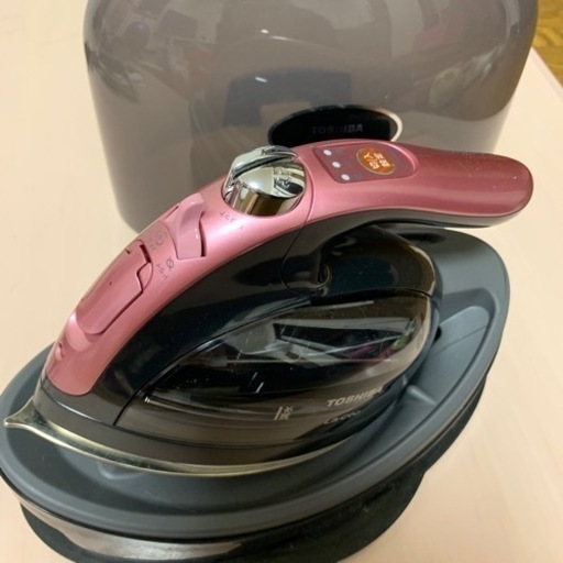 コードレスアイロン　TOSHIBA