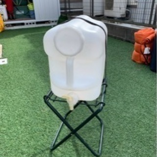 水タンク、タンク用スタンド