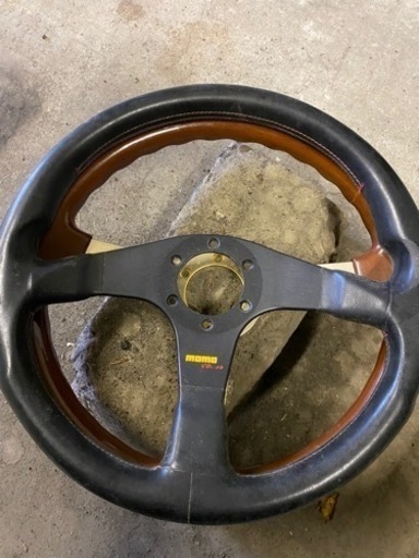 モモステアリング　MOMO