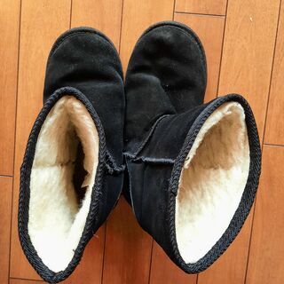 Emu エミュ オーストラリア スエードブーツの画像