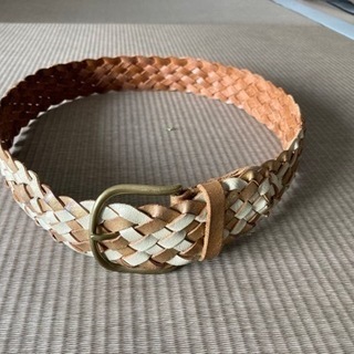 レディースベルト11本　本革製品メインの画像