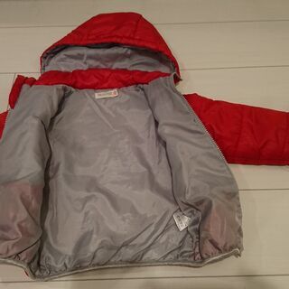 キッズ服　男の子 サイズ１００長袖ジャンパー１点の画像