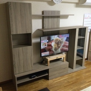 中古　2017年購入設置品　テレビ台　幅220.7　　奥行40....