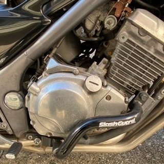 バイクの金属部分ピッカピカに磨き上げます。上からコーティングもす...