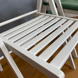 イケア IKEA 椅子 チェアー TERJE 2脚 クッション付き 折り畳み可能 (定価4998円)の画像