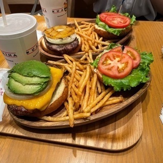 新宿〜ランチしませんか？🍔