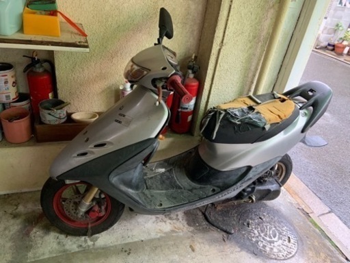 ライブDio ZX.仕様　不動車　ボロボロ