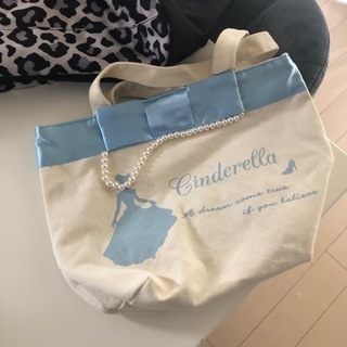 旅行バック　リュックなどの画像