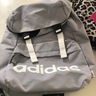 旅行バック　リュックなどの画像