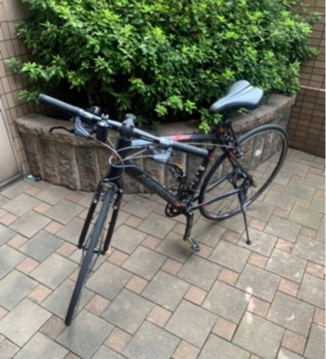 定価六万円　メリダ　MERIDA クロスバイク