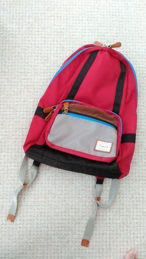 ★完売★値下げ★☆新古品☆　レッド・リュックサック（Moustacke）
