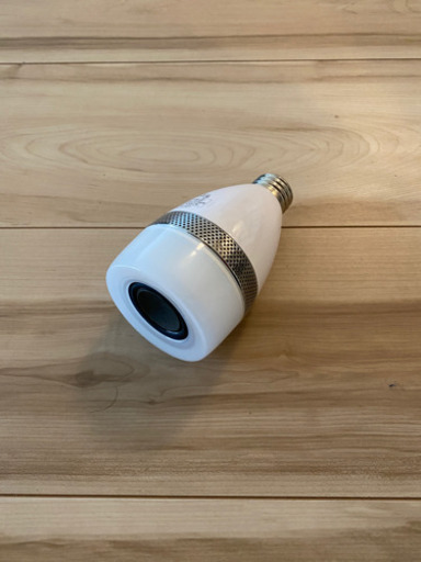 アイリスオーヤマ　スピーカー付LED電球