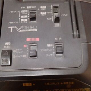 レトロなラジカセ　シャープ　GT－３４CDの画像