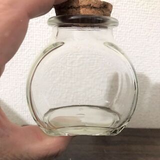 ガラス瓶　コルク　まとめて　大量 １個80円。の画像