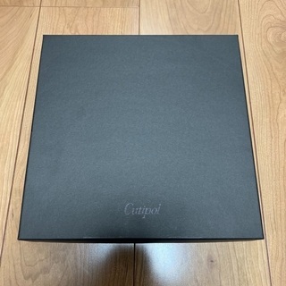 クチポールのカトラリーセット(新品未使用)シルバーの画像