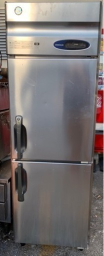 【ジャンク品】-6〜-10℃までしか冷えない業務用冷凍庫