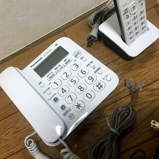 美品 除菌済み　Panasonic パナソニック デジタルコードレス電話機 子機1台付属 留守番 　VE-GD24 W 迷惑防止　ナンバーディスプレイの画像