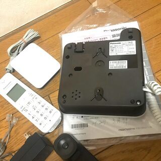 美品 除菌済み　Panasonic パナソニック デジタルコードレス電話機 子機1台付属 留守番 　VE-GD24 W 迷惑防止　ナンバーディスプレイの画像