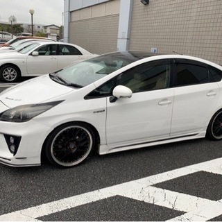 トヨタ　プリウスの画像