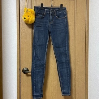 ジンズの画像
