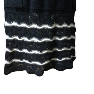 新品未使用 スヌード付き ニット チュニック ワンピの画像