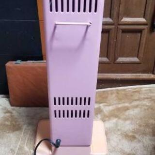 電気ストーブ 昭和レトロなPOPな色合いのお品ですの画像