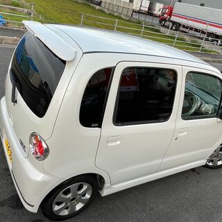 整備済み！女子人気！走行距離は3万キロで事故歴なし！車検2年付！デザインが可愛い！の画像