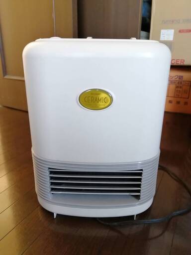 シャープ 小型高性能セラミックファンヒーター 子ども部屋に!
