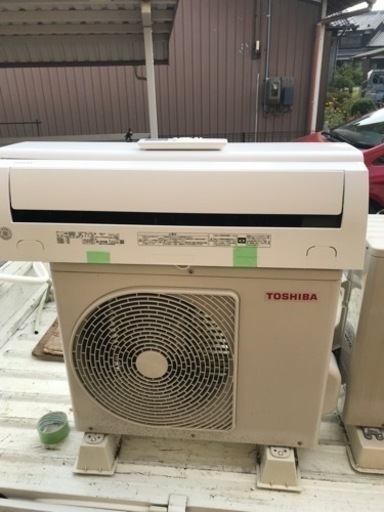 TOSHIBA　東芝　2.2kwルームエアコン　RAS-G221M(W) 2020年製
