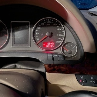 アウディ A4 アバント 19インチアルミ 車高調 ベージュ内装 革シート 内外装綺麗 車検有り オシャレ キャンプの画像