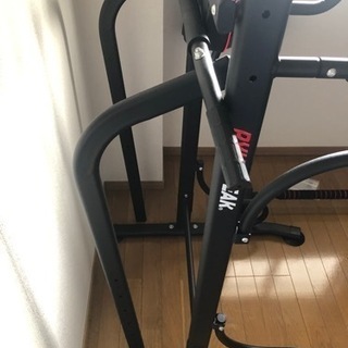 懸垂バー　筋トレの画像