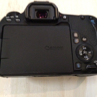 値下げ Canon EOS 9000D ボディのみ -アルミホイール