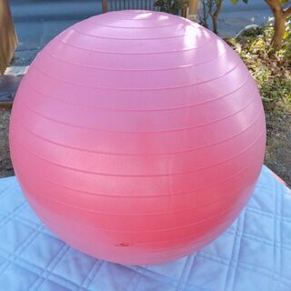 中古 バランスボール 約55cm フィットネスボール ピンク ピ...