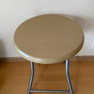ニトリ　折りたたみチェア　丸型　差し上げますの画像