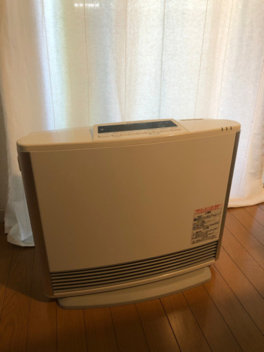 ガスファンヒーター(プラズマクラスターイオン内蔵)