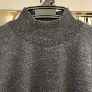 Aquascutum セーターの画像