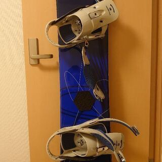 値下げ Zumaスノーボード160cm中古バートンビンディング付き