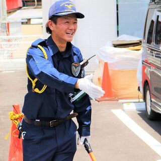 通いやすい現場を優先的にご紹介🎀交通誘導／駐車場警備💐女性も活躍中／東区の画像