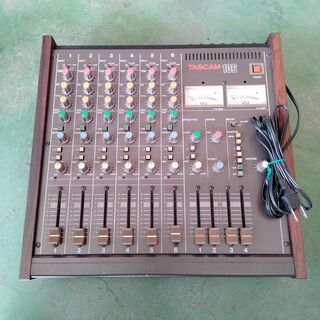 TASCAM 106 オーディオミキサー