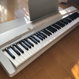 電子ピアノ