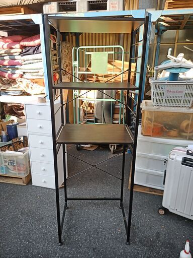 メタルラック家具　台座木目調家具　引き出しに難有