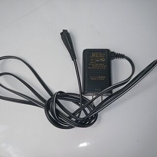 Panasonic　シェーバーシリーズ専用充電器  汚れ破損無